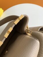 Louis Vuitton Capucines handbag in a beige - Image 3