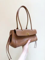 Chanel Grained Calfskin Stitched Urban Essentials Small Shopping Bag - Image 4