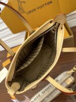 Louis Vuitton Neverfull BB Handbag in Monogram canvas - Image 5