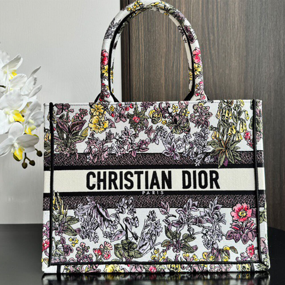 2-501.jpg Dior Medium Dior Book Tote - Image 1