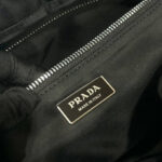 TRIANGLE PATTERN TOTE BAG 33 IN BLACK QUILTED RE-NYLON - Image 3