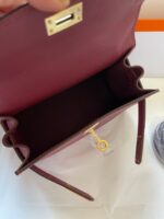 HN MINI 20 BAG IN GARNET RED WITH GOLD HARDWARE - Image 2