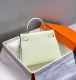HN 28CM IN VERT FIZZ SWIFT SILVER HARDWARE - Image 3