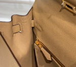 HN 28CM IN CHAI EPSOM GOLD HARDWARE - Image 8