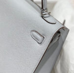 HN 28 Sellier in Bleu Glacier Epsom leather - Image 7
