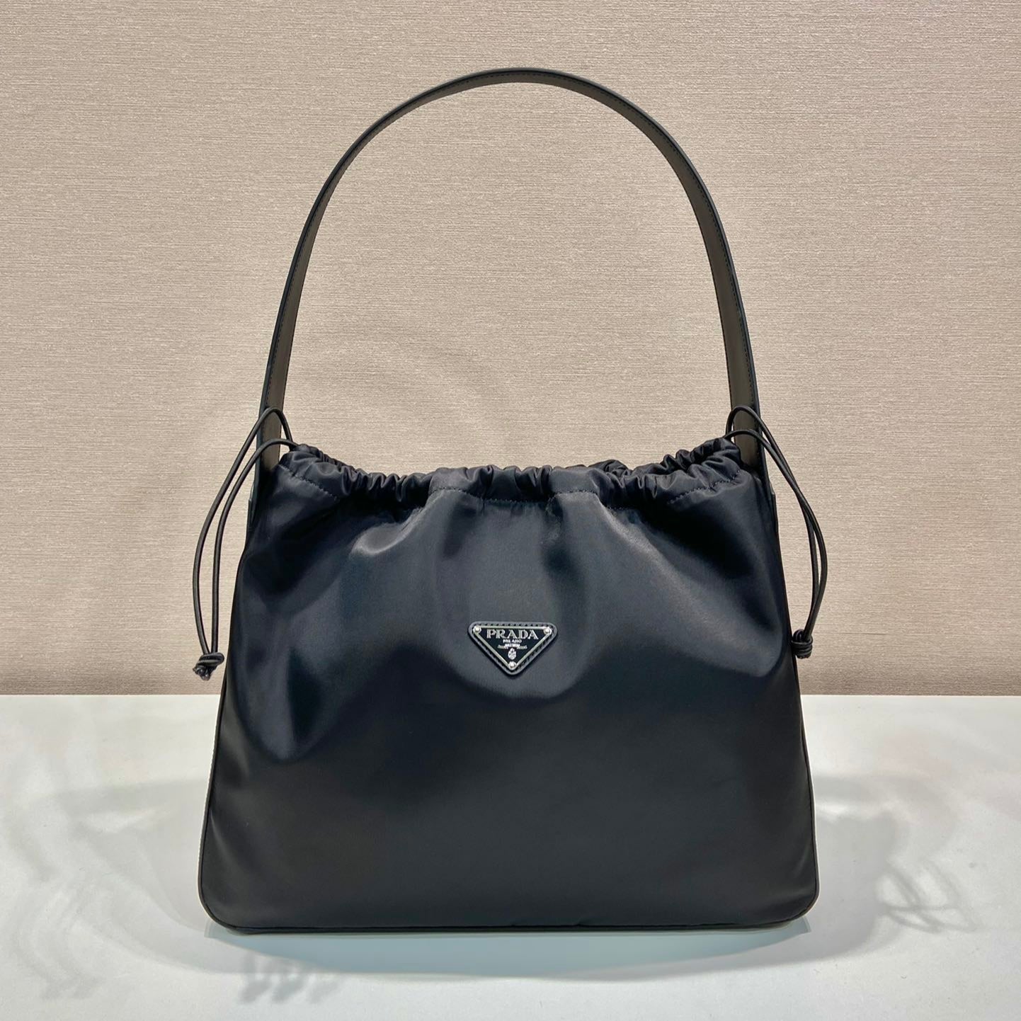 20240107_i1704618307_763_0_jpg.jpg LARGE DRAWSTRING BAG 37 IN BLACK RE-NYLON - Image 1