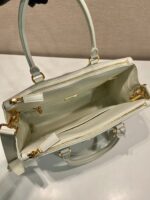 MEDIUM GALLERIA BAG 28 IN WHITE SMOOTH CALFSKIN GOLD HARDWARE - Image 5