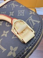 Louis Vuitton Alma BB bag in Monogram - Image 6