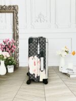 Louis Vuitton Horizon 55 rolling suitcase Aistinctive Artistic Pattern - Image 4