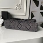 Chanel Maxi Flapbag in washed denim with gold-tone metal hardware - Image 6
