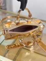 Louis Vuitton Limited Edition Gold Monogram Miroir Speedy 30 bag - Image 6