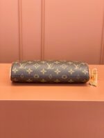 Louis Vuitton Pochette Tirette bag in monogram coated canvas - Image 6