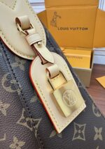 Louis Vuitton Slouchy MM Monogram Canvas Bag - Image 7