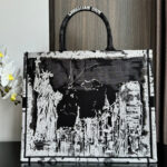 Dior Medium Dior Book Tote - Image 5