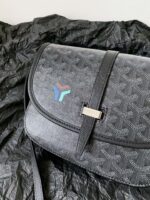 GOYARD Goyardine Belvedere III PM Messenger Bag Jet Black - Image 3