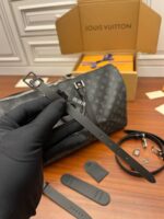 Louis Vuitton Keepall Bandouliere - Image 5