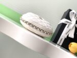 CHANEL 23C white hula hoop clutch - Image 5