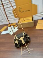 Louis Vuitton Odyssée Handbag in Signature Monogram canvas - Image 2