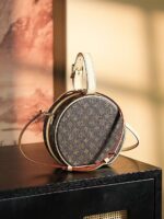 Louis Vuitton Petite Boite Chapeau handbag in Monogram canvas - Image 4