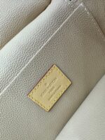 Louis Vuitton Nice Mini toiletry - Image 6