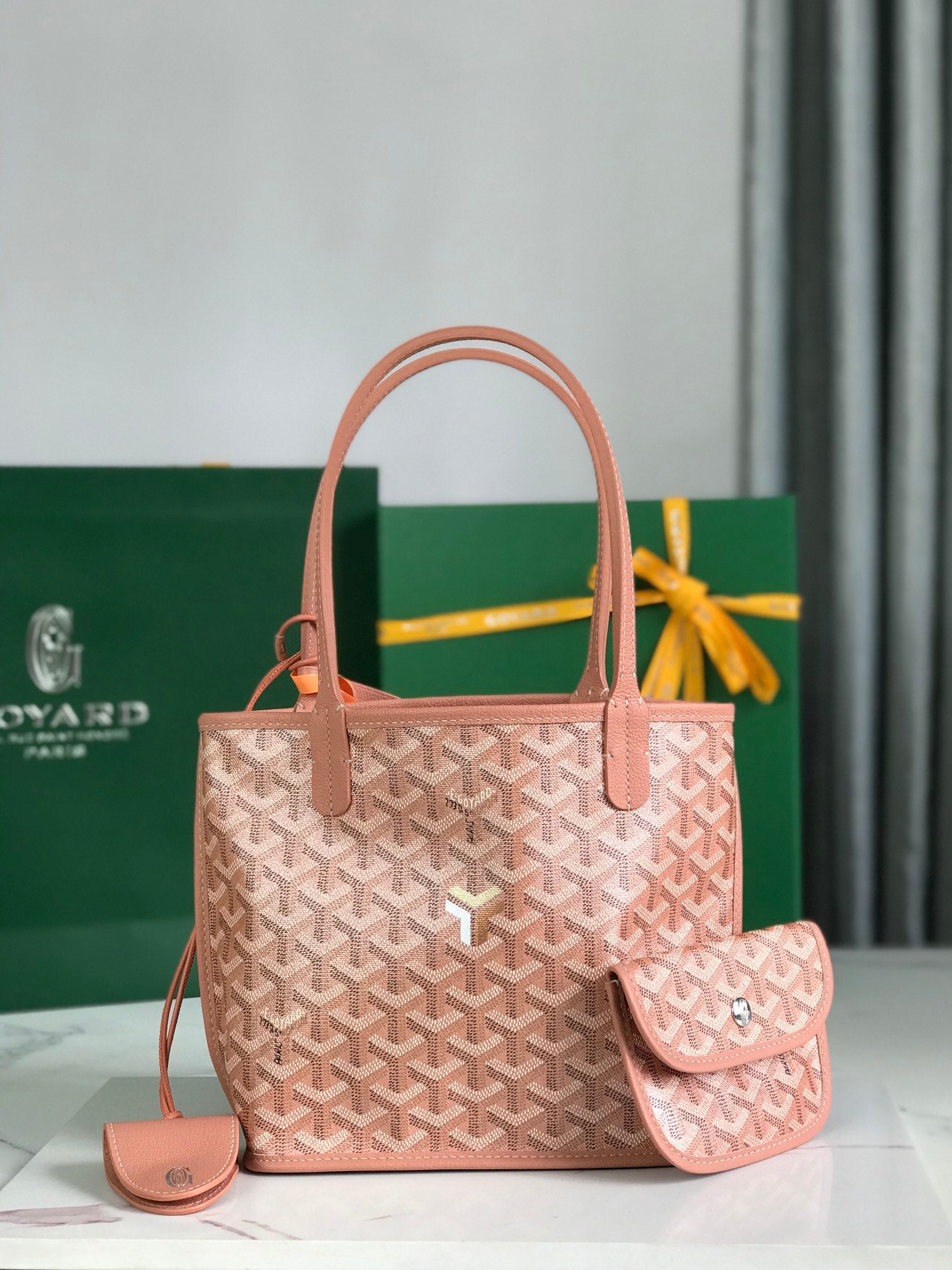 IMG_4523.jpg Goyard Anjou Pink - Image 1