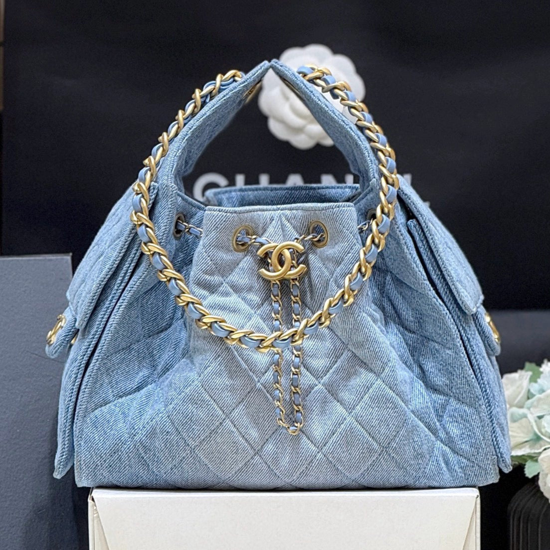 Image_20250421135051.jpg CHANEL 25 SMALL IN BLUE 30 DENIM GOLD HARDWARE - Image 1