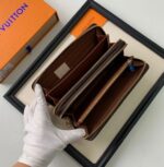 LV Zippy Wallet - Image 4