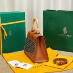 Goyard SAIGON Brown Handbag With Wooden Handle 28cm - Image 6