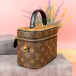 Louis Vuitton LV Clutch Box Bag Replica 11 Brown 19x13x10cm - Image 2