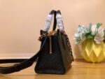 Louis Vuitton LV On The Go Mini Replica Black Handbags 25x13x10cm - Image 8