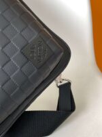 Louis Vuitton LV Avenue Men’s Bag Like Auth Checkerboard Pattern Black 20x31x7cm - Image 2