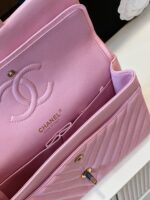 Chanel Classic Handbags V-Pattern Pink Lock Gold 23cm - Image 6