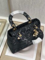 Christian Dior Medium Lady D-Lite bag in black lace embroidery - Image 3