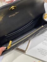 Dior Woc Women’s Black Handbag with Gold Lock 20×11.5×3.5cm - Image 5