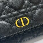 Dior Woc Women’s Black Handbag with Gold Lock 20×11.5×3.5cm - Image 6