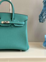 HN PHW Da Togo Ocean Blue Handbags 25cm - Image 6