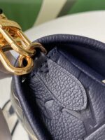 Louis Vuitton LV Diane Handbags Embossed Pattern 23x16x8.5cm - Image 3