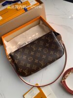 Louis Vuitton LV Pochette Monogram Woman’s Handbags 23.5×13.5cm - Image 2