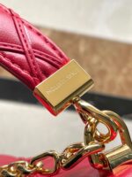 Louis Vuitton LV Twist Like Auth Woman’s Red Handbags Smooth Leather 23cm - Image 6