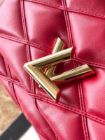 Louis Vuitton LV Twist Like Auth Woman’s Red Handbags Smooth Leather 23cm - Image 3