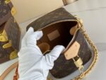 Louis Vuitton Monogram Pattern Super Premium Handbag 14x13x11cm - Image 6