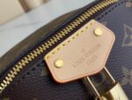 Louis Vuitton Lv Just In Case Monogram Pattern Handbags 14x13x11cm - Image 4