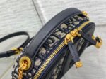 Dior branded women’s handbag with crossbody strap 18x6cm - Image 4