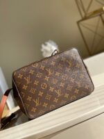 Louis Vuitton LV NeoNoe Like Auth Monogram Pattern Handbags 26x22x27cm - Image 6