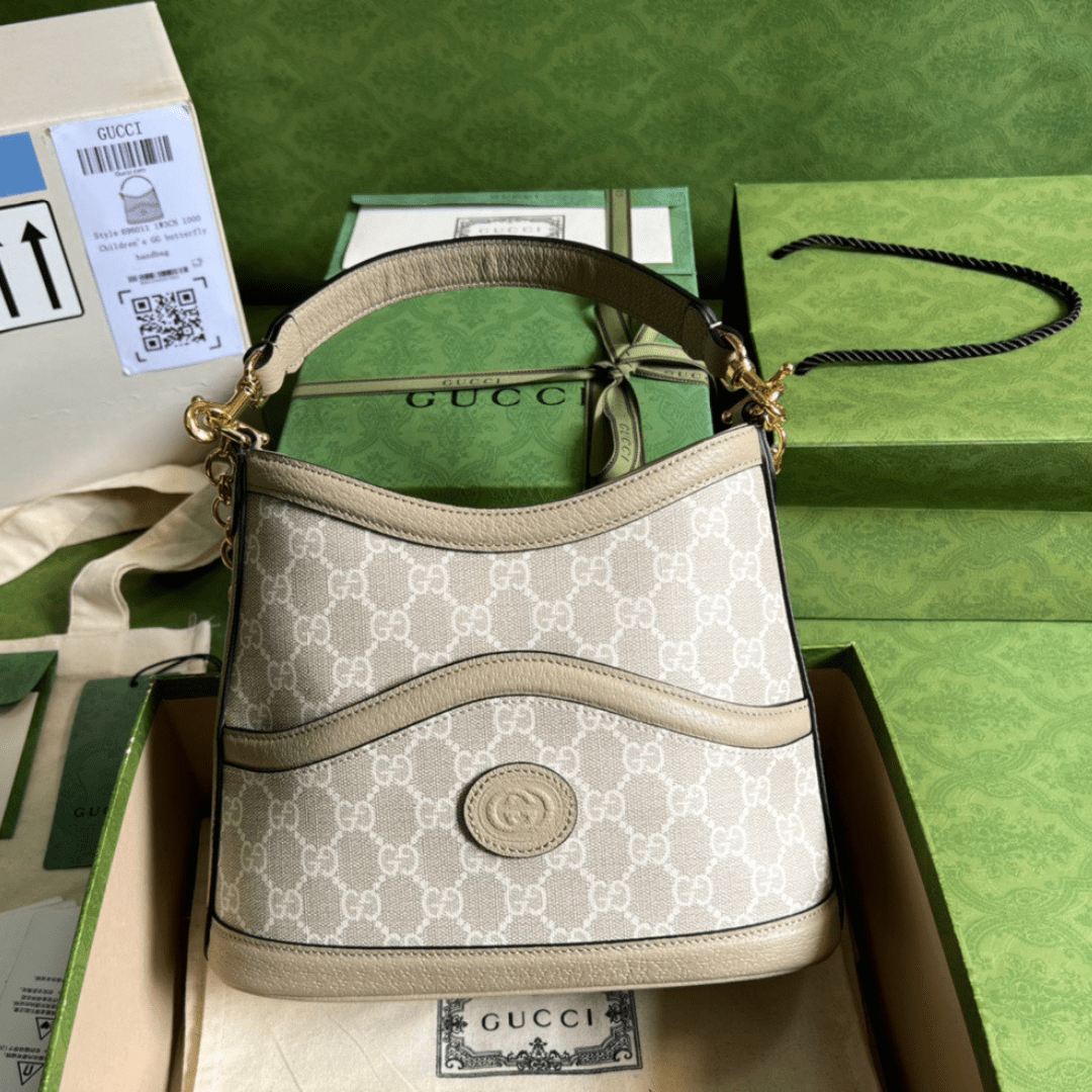Untitled-design-2025-05-24T043728.691.png Gucci Handle Bag with Gucci Like Auth Logo Pattern 25x21cm - Image 1