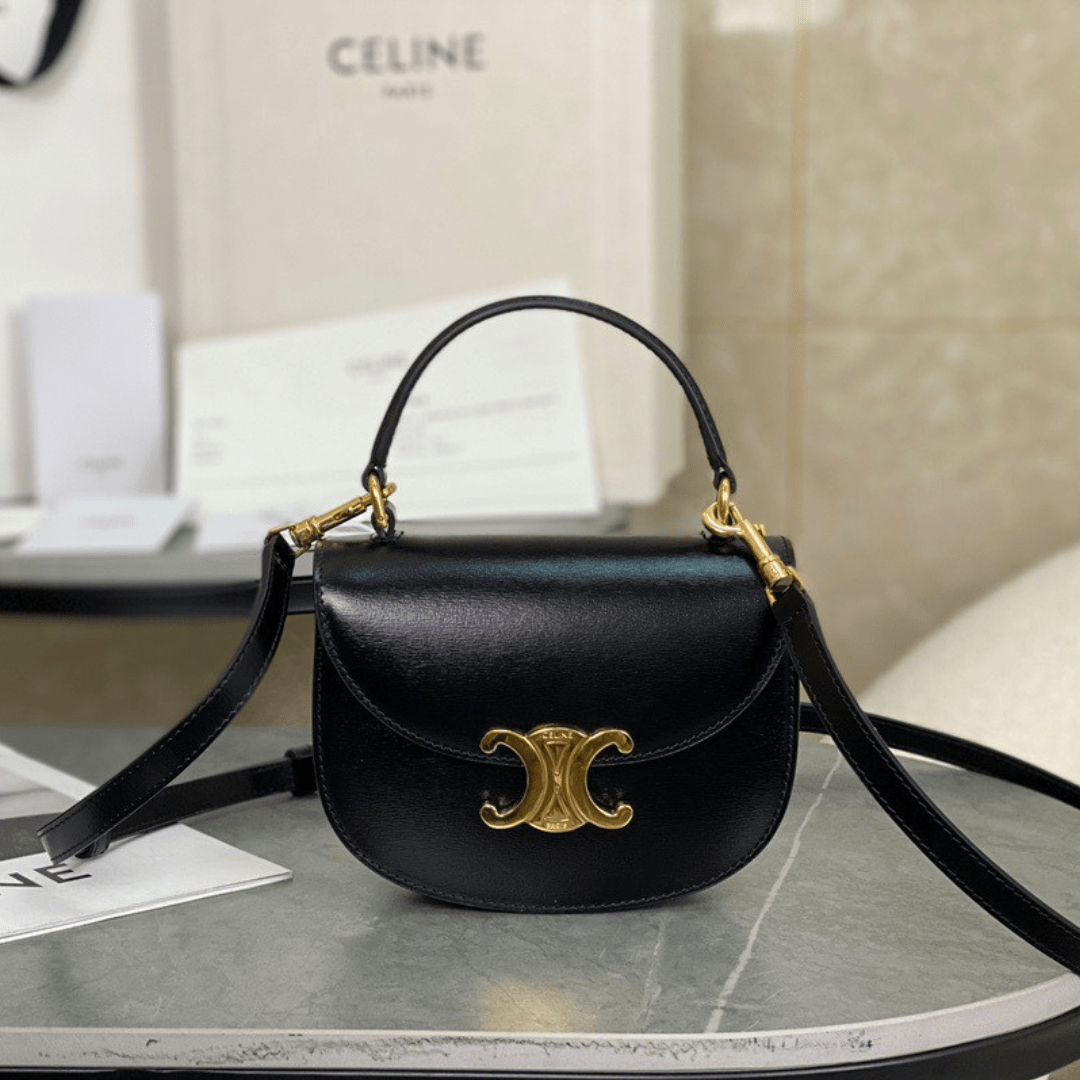 Untitled-design-2025-05-26T173303.690.png Celine Handle Black Wrinkled Leather 15.5×11.5x5cm - Image 1