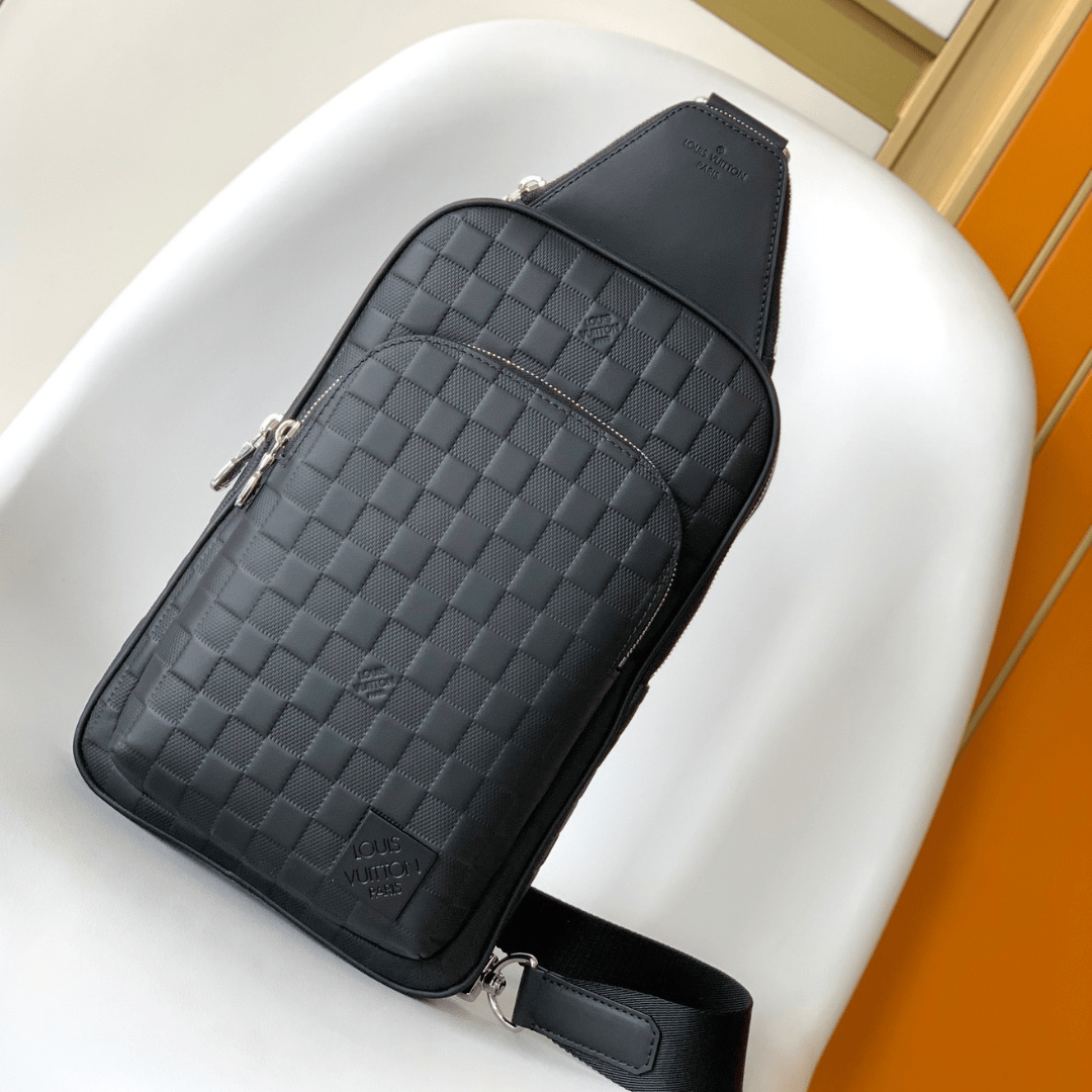 Untitled-design-2025-05-27T045039.062.png Louis Vuitton LV Avenue Men’s Bag Like Auth Checkerboard Pattern Black 20x31x7cm - Image 1