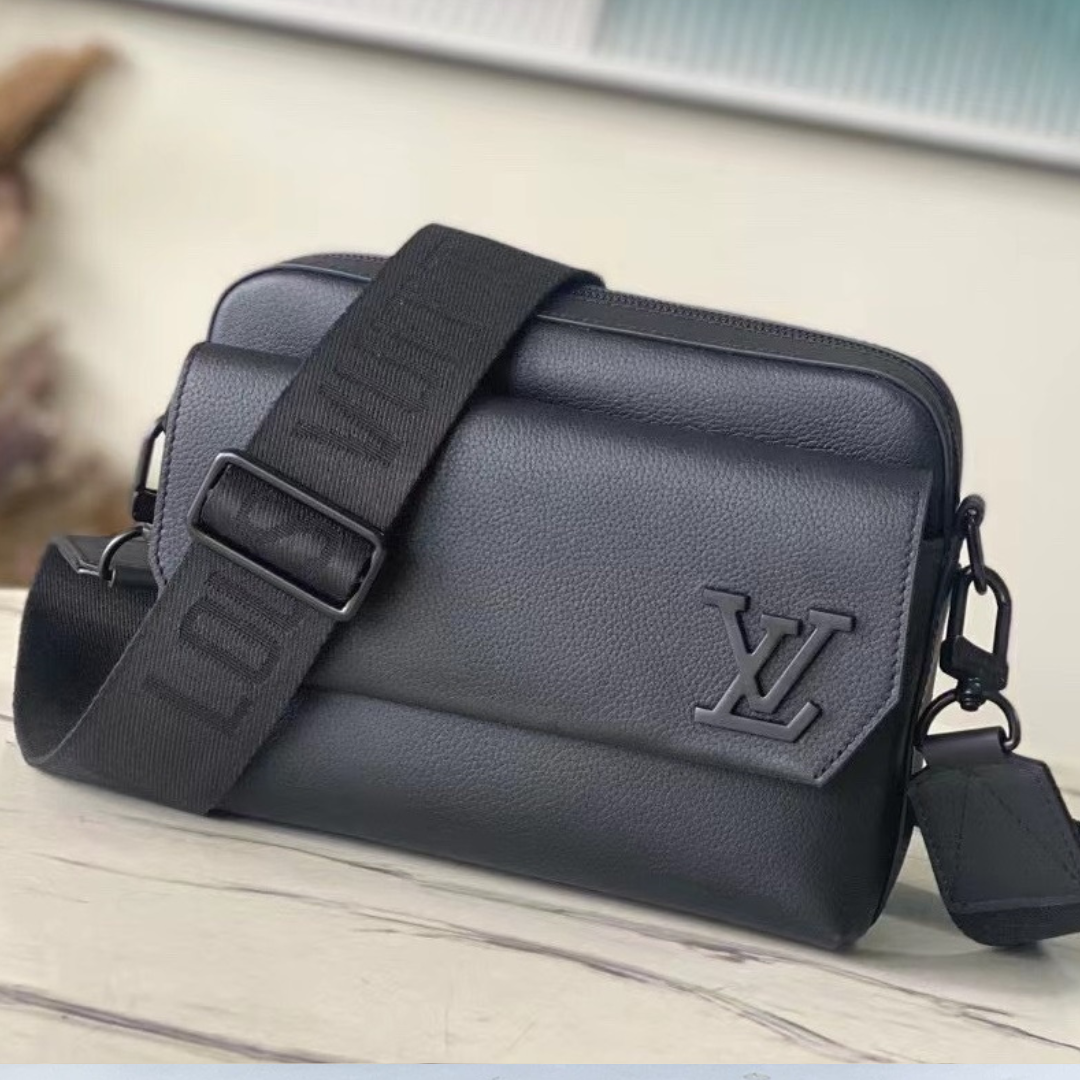 Untitled-design-2025-05-28T054847.758.png Louis Vuitton LV Fastline Men’s Handbag Black 23.5x18x7cm - Image 1