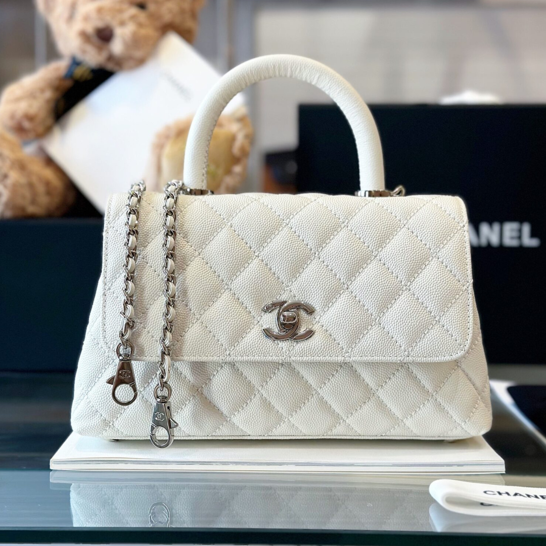 Untitled-design-2025-05-28T175055.339.png Chanel Coco Handbags Leather White With Silver Lock Woman’s 23cm - Image 1