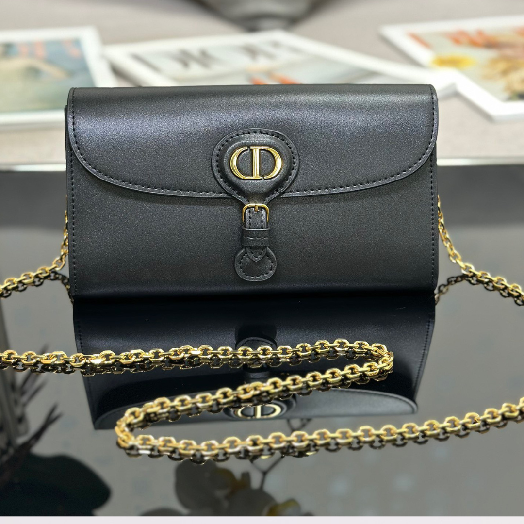 Untitled-design-2025-05-29T180407.014.png Dior Bobby Women’s Crossbody Bag Super Black Smooth Leather 21.5x12x4cm - Image 1